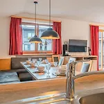 Penthouse Janita Apartment *